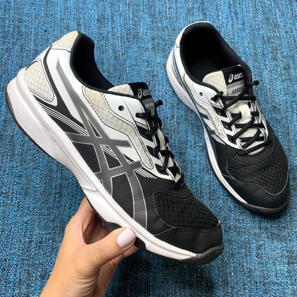 Asics Upcourt 2 Vollyball Shoes In Black White